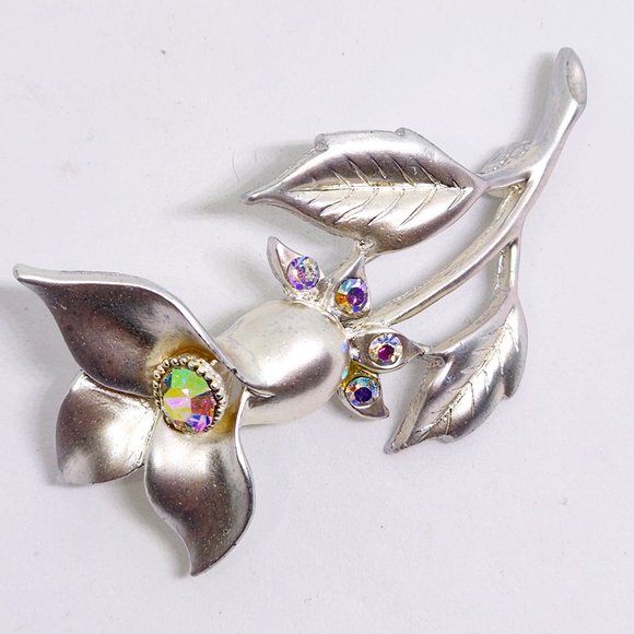 Vintage Silver Flower Pin with Aurora Borealis Rhinestones Pin Brooch - Picture 1 of 8